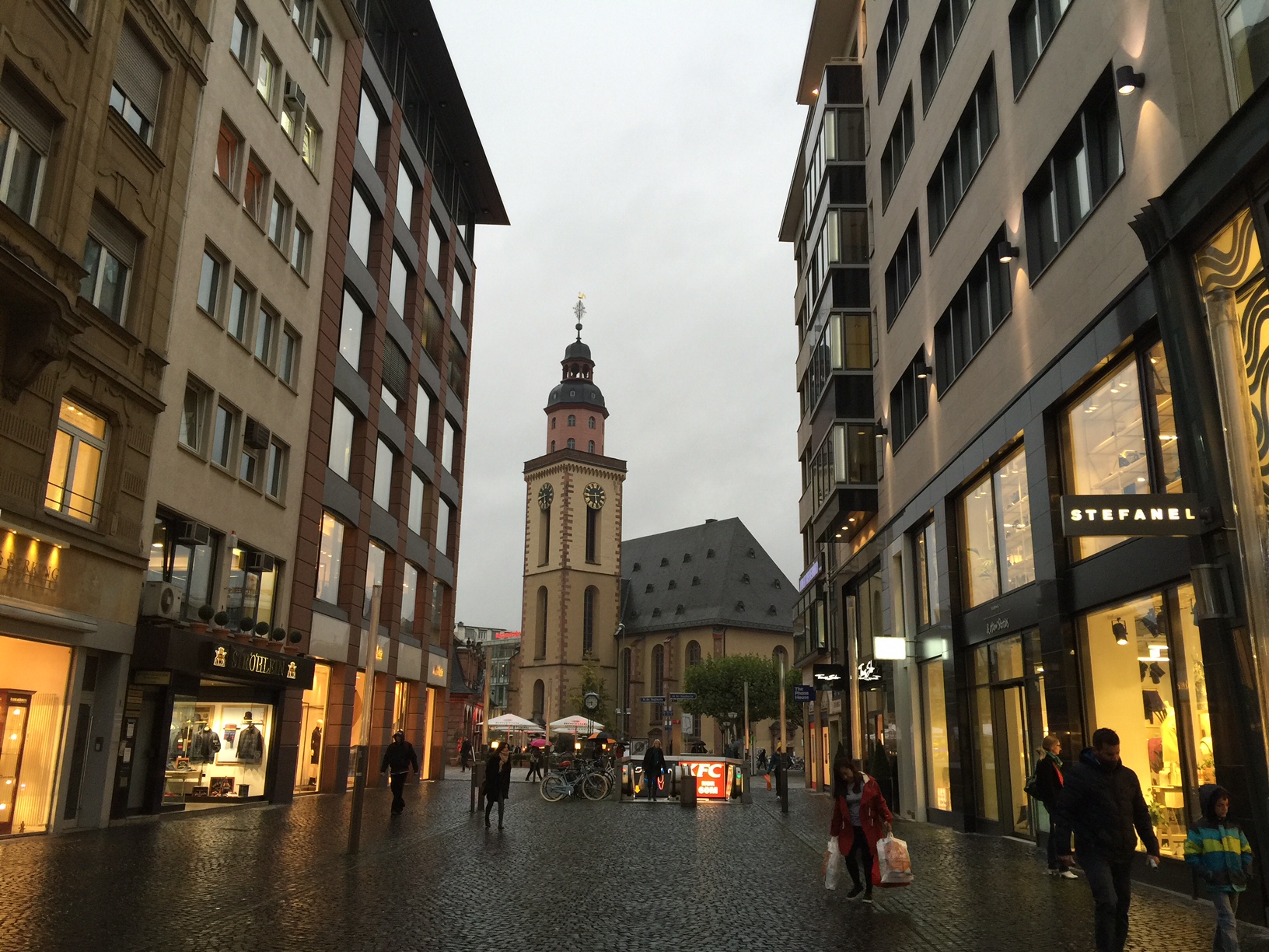 Frankfurt Alışveriş Mekanları